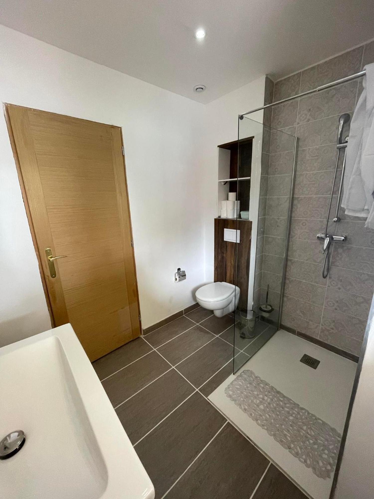 Apparemment T2 En Centre Ville Gournay-en-Bray Ngoại thất bức ảnh